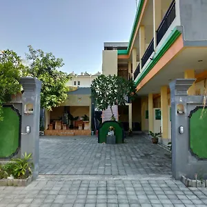 https://beji-ayu-homestay.ubudhotelsnow.com